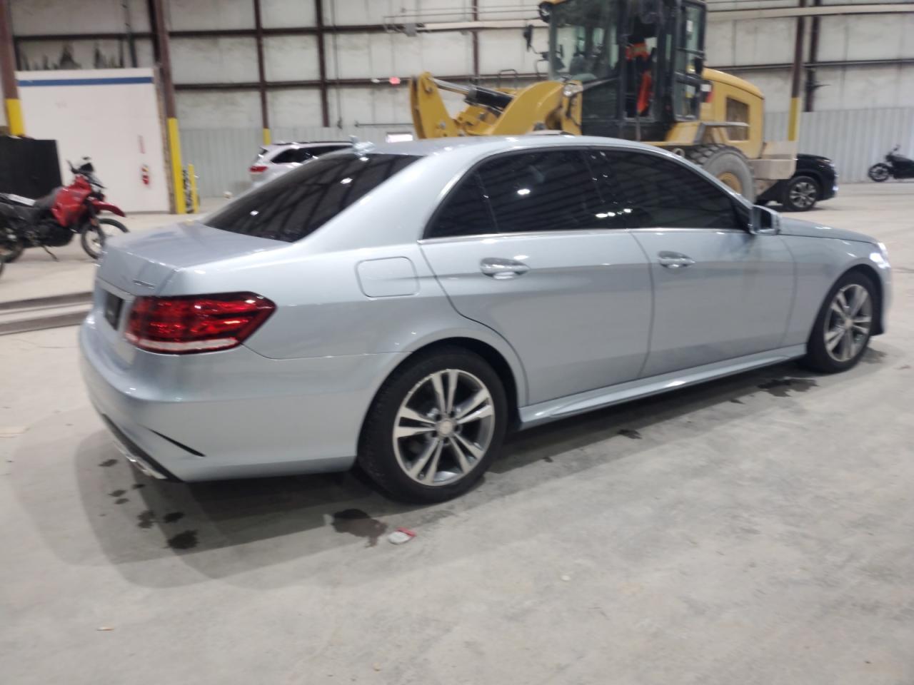 2016 MERCEDES-BENZ E-Class
