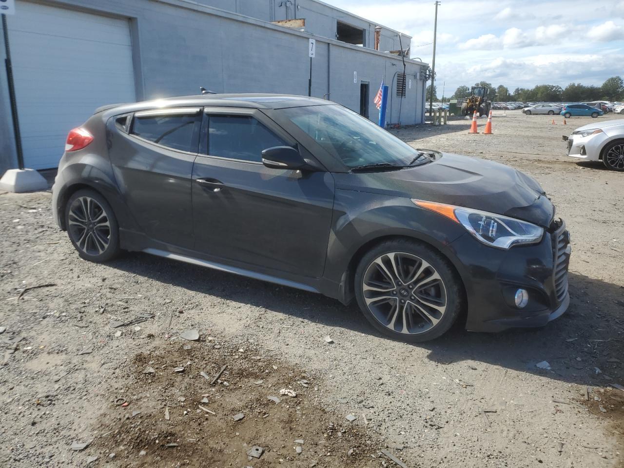 2016 HYUNDAI VELOSTER