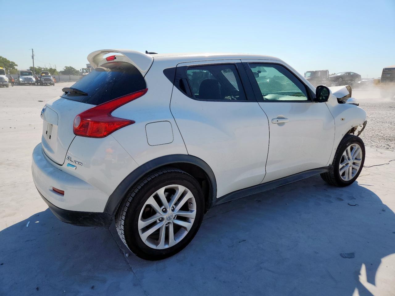 2014 NISSAN Juke