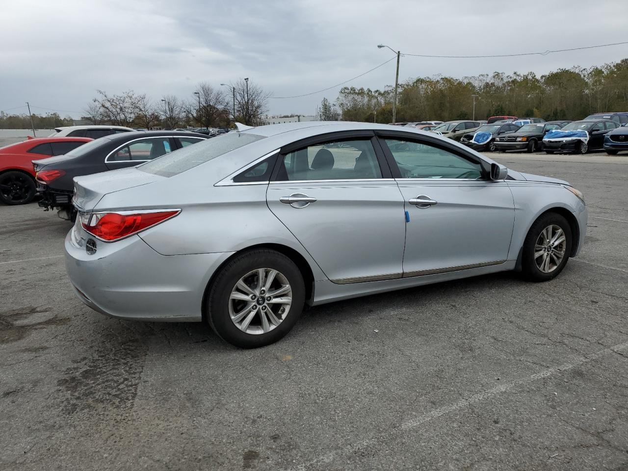 2011 HYUNDAI SONATA