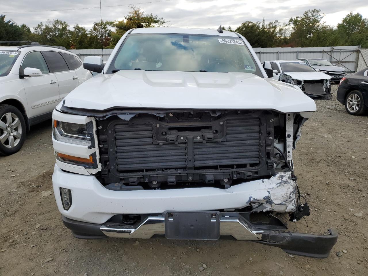 2018 CHEVROLET Silverado