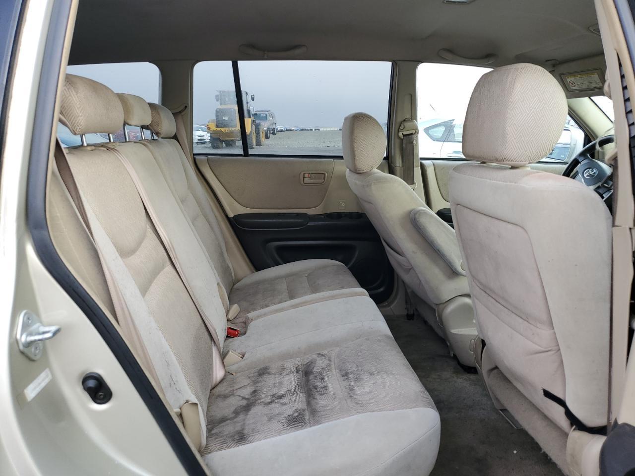 2001 TOYOTA HIGHLANDER
