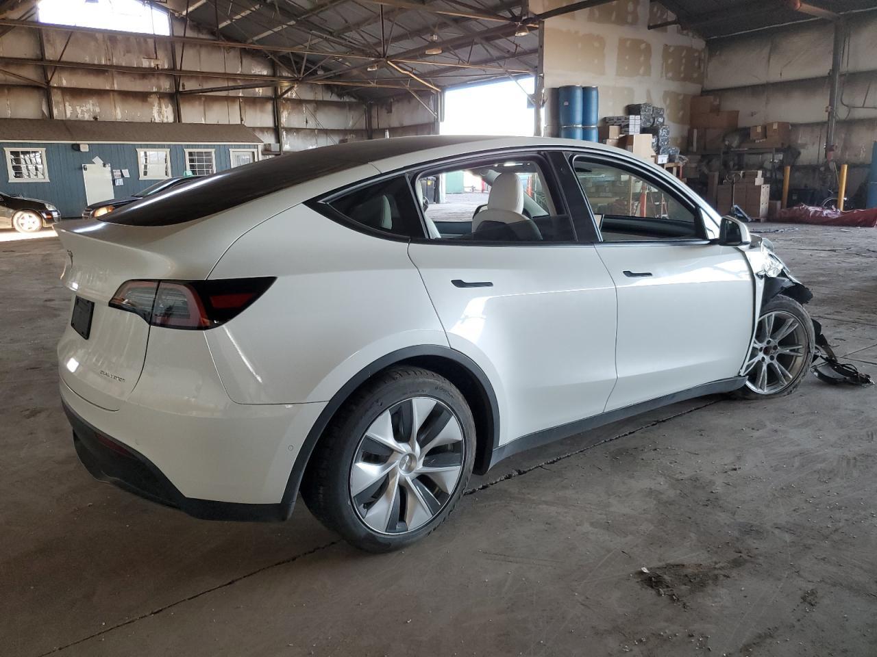 2021 TESLA MODEL Y