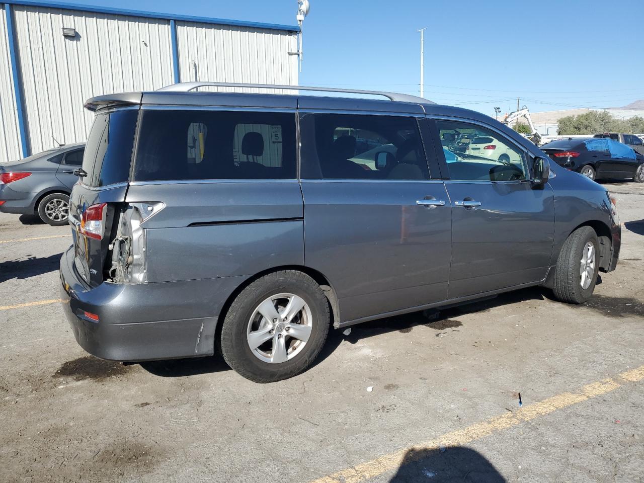 2015 NISSAN Quest