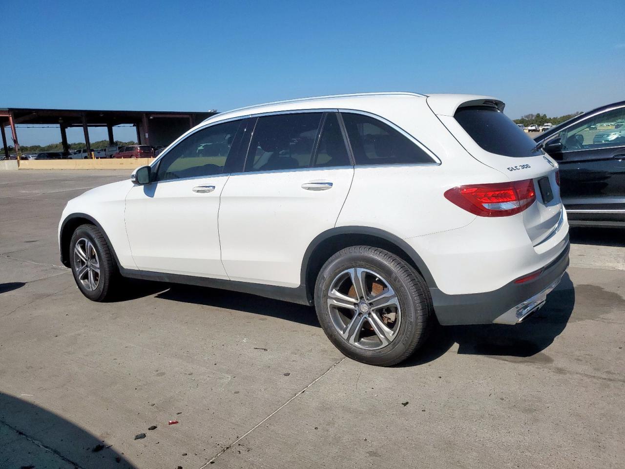 2016 MERCEDES-BENZ GLC-Class