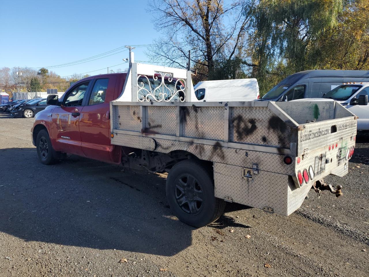 2011 TOYOTA TUNDRA