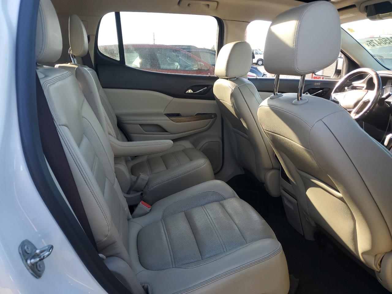 2017 GMC ACADIA