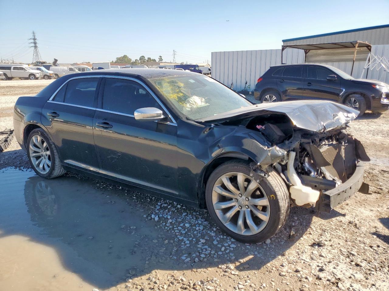2019 CHRYSLER 300