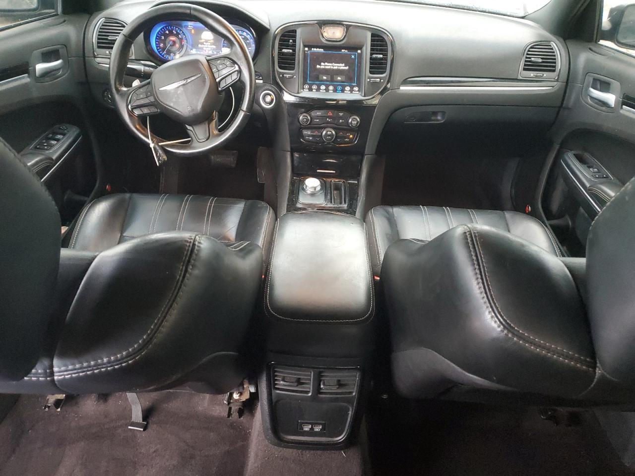 2018 CHRYSLER 300