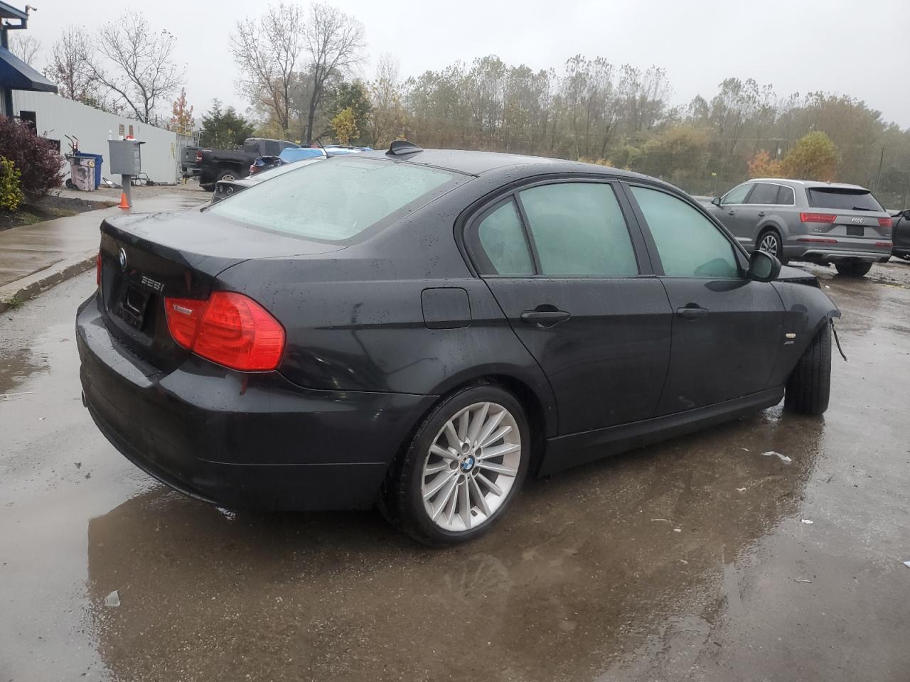 2011 BMW 3 SERIES