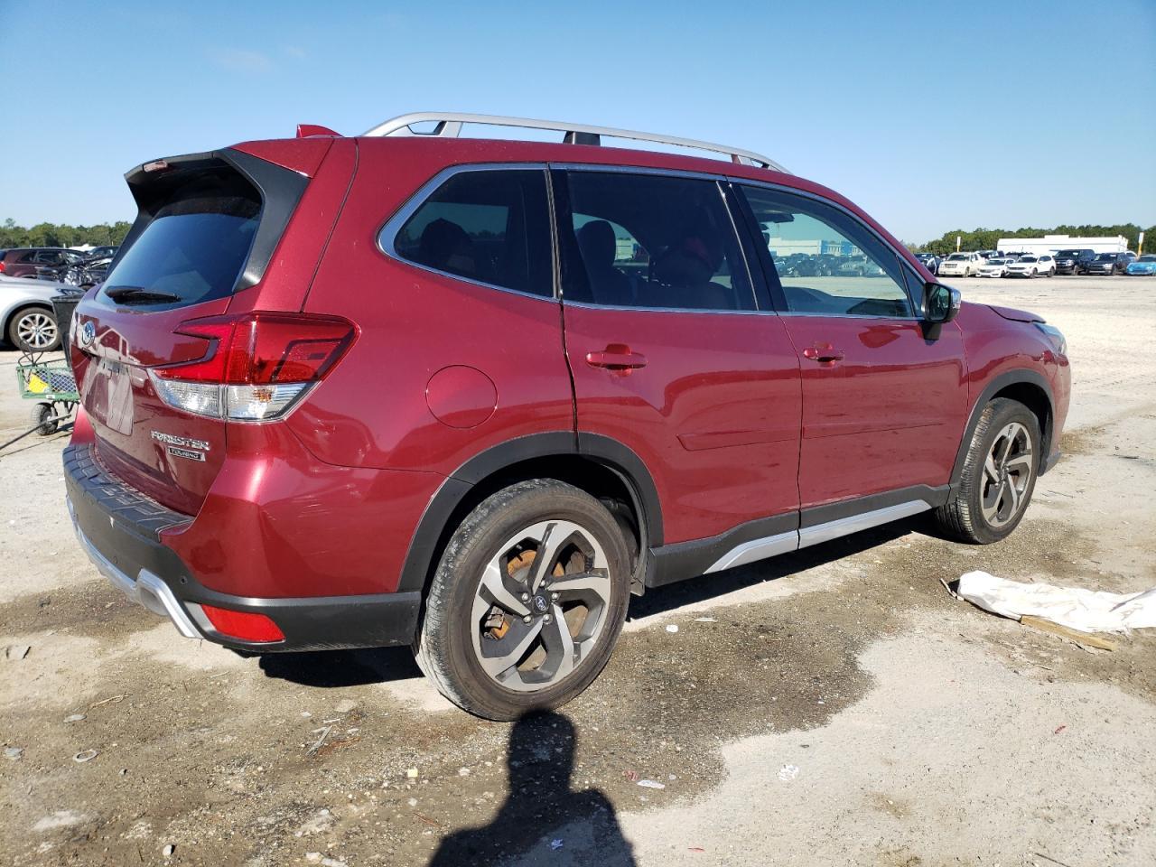 2023 SUBARU FORESTER