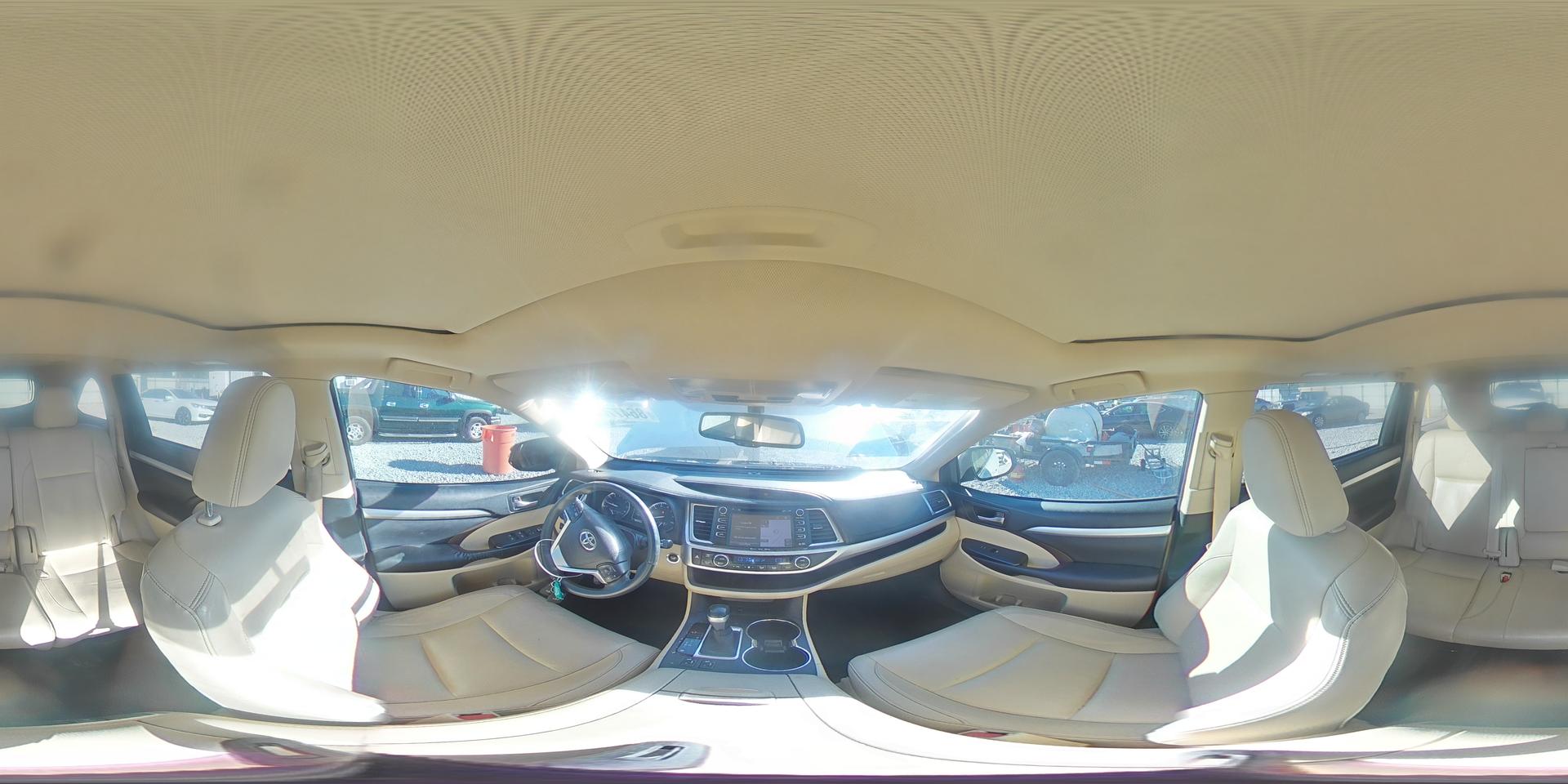 2016 TOYOTA HIGHLANDER