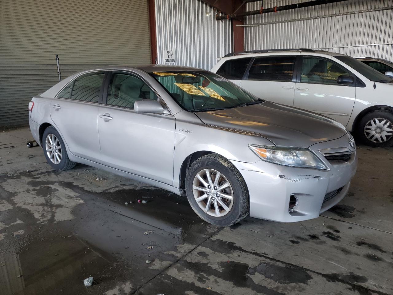 2010 TOYOTA CAMRY