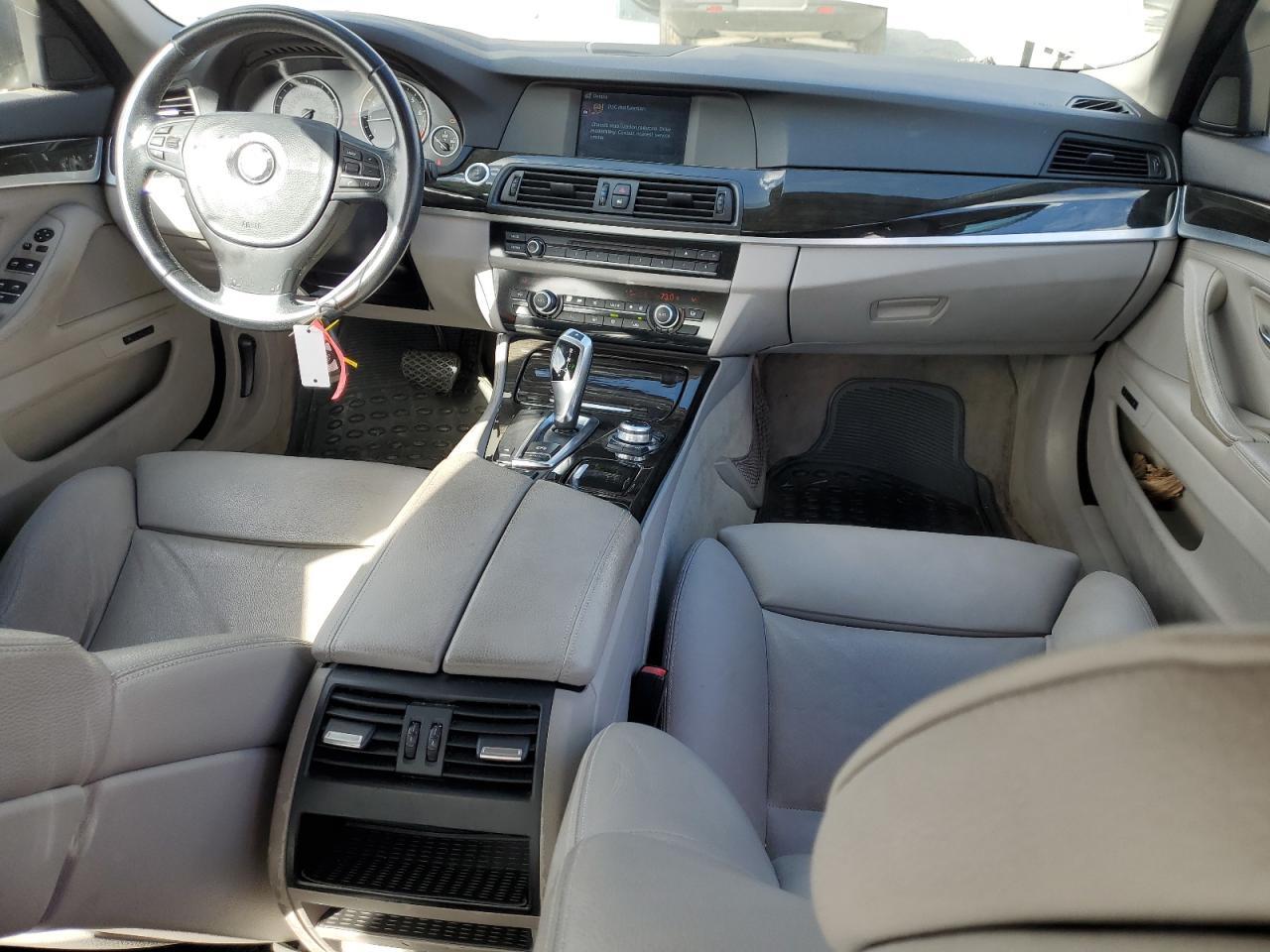 2011 BMW 5 series