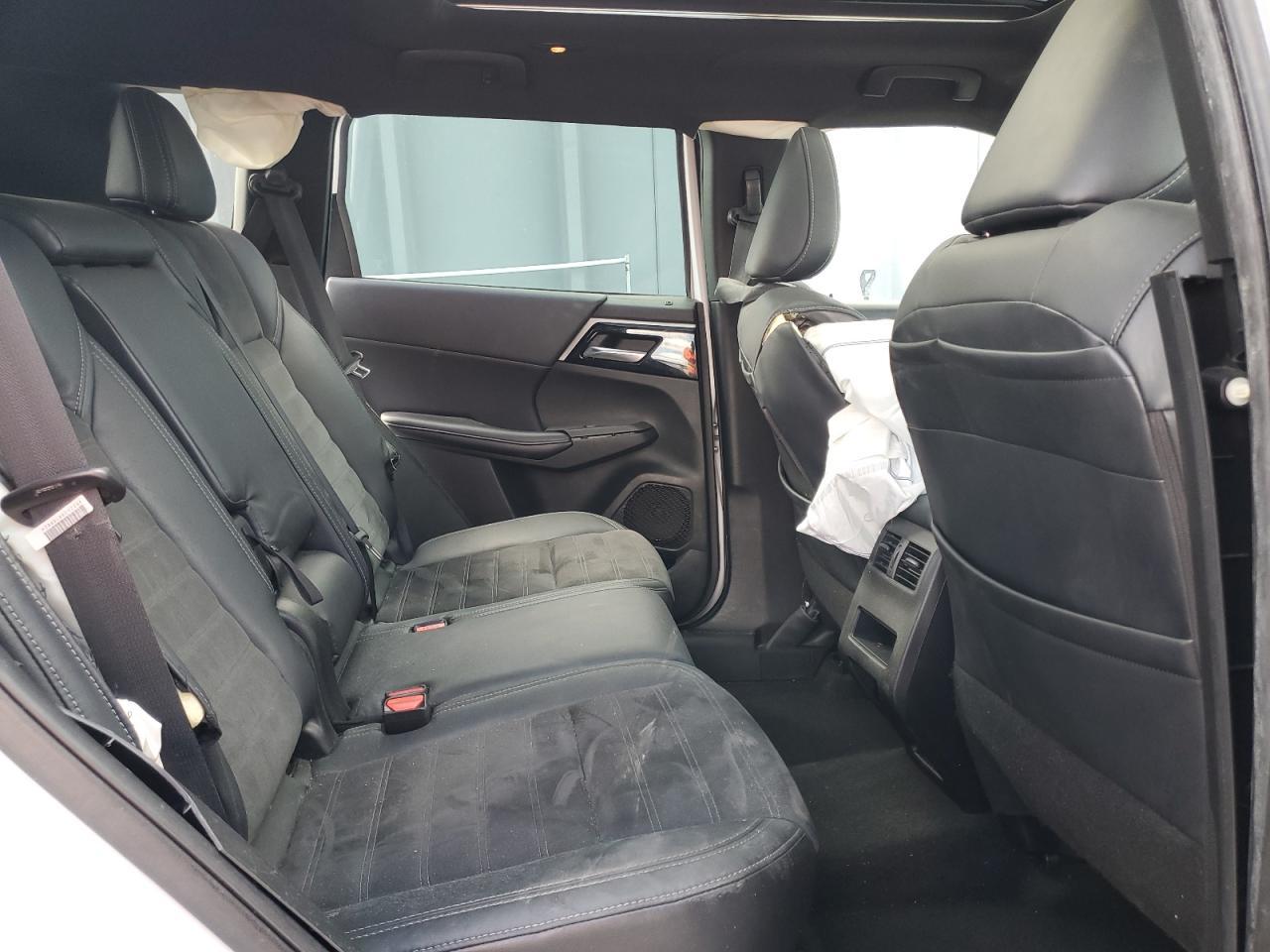 2022 MITSUBISHI outlander