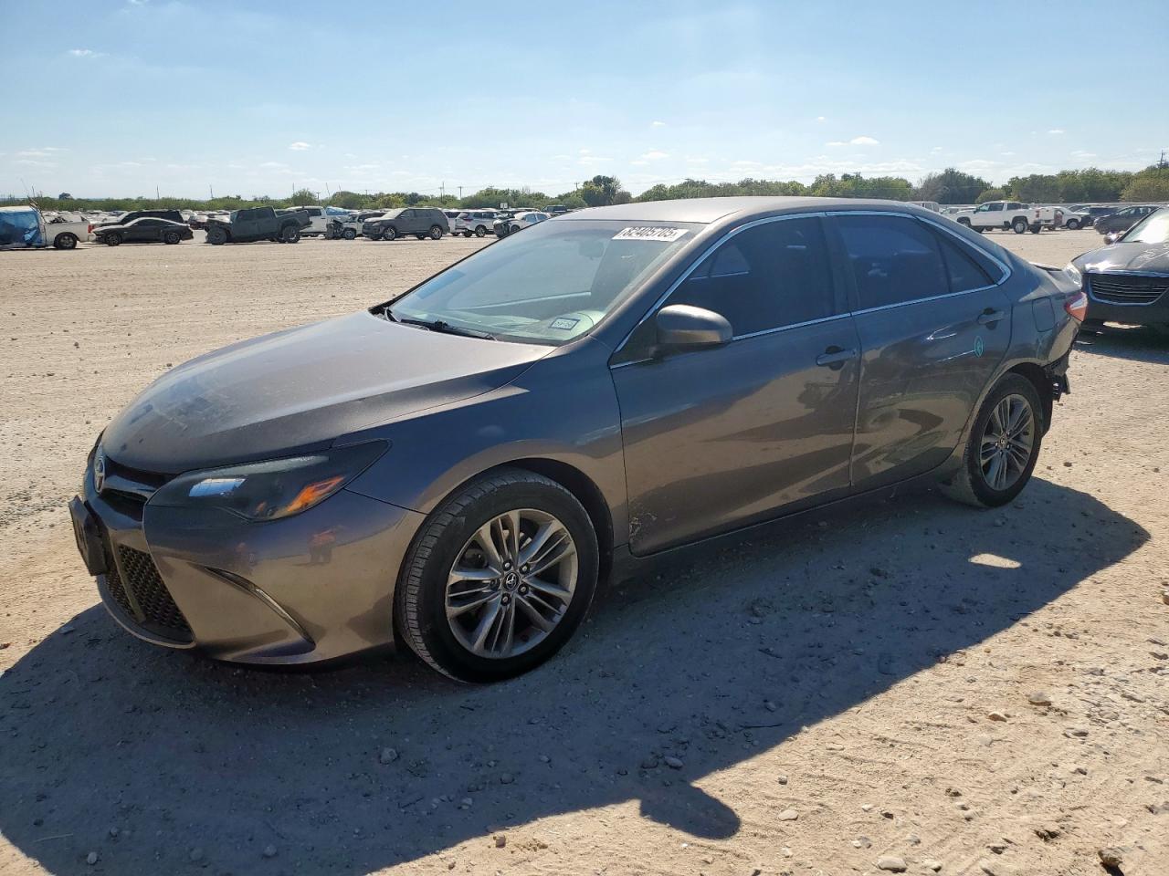 2016 TOYOTA CAMRY