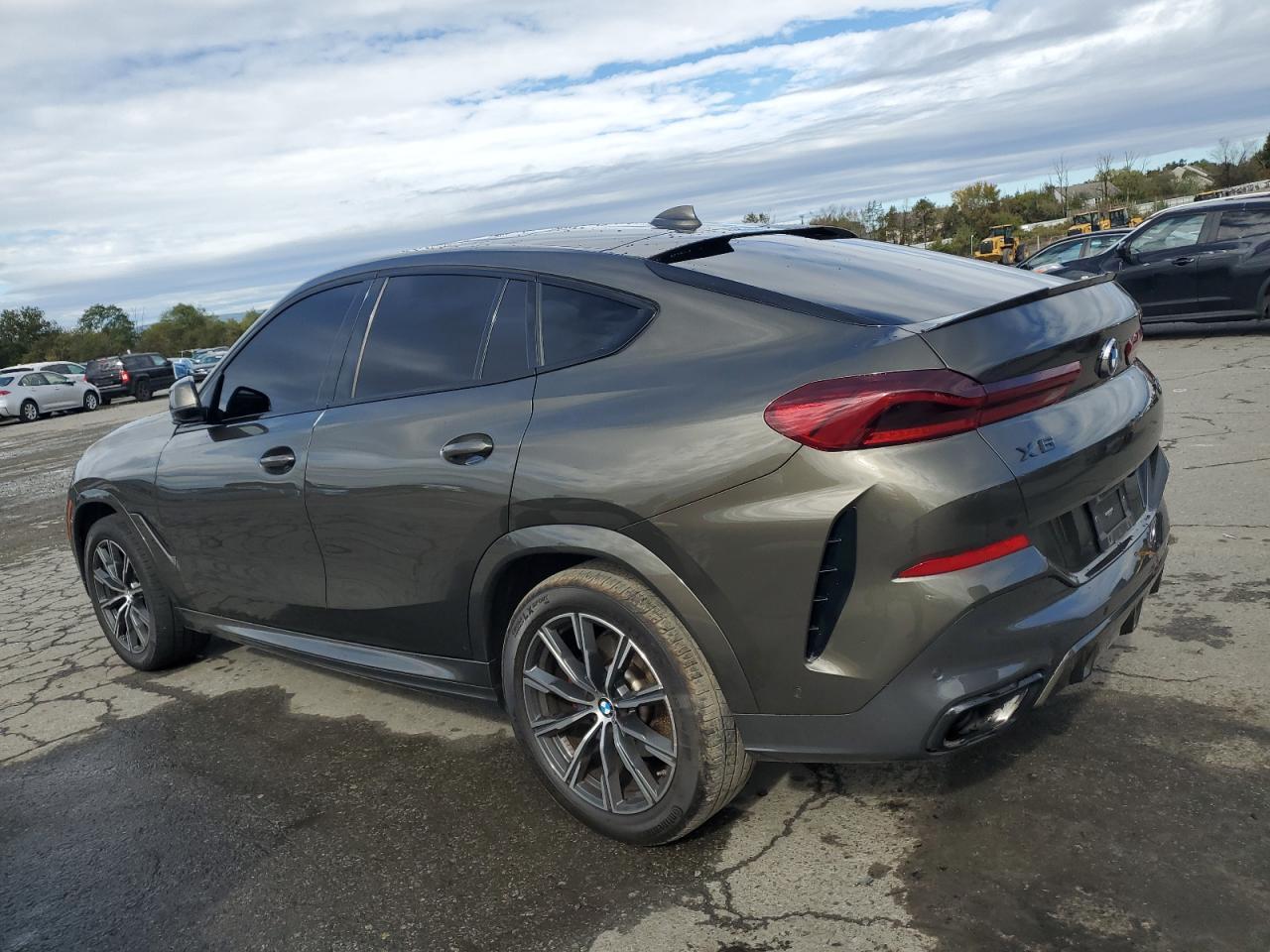 2021 BMW X6