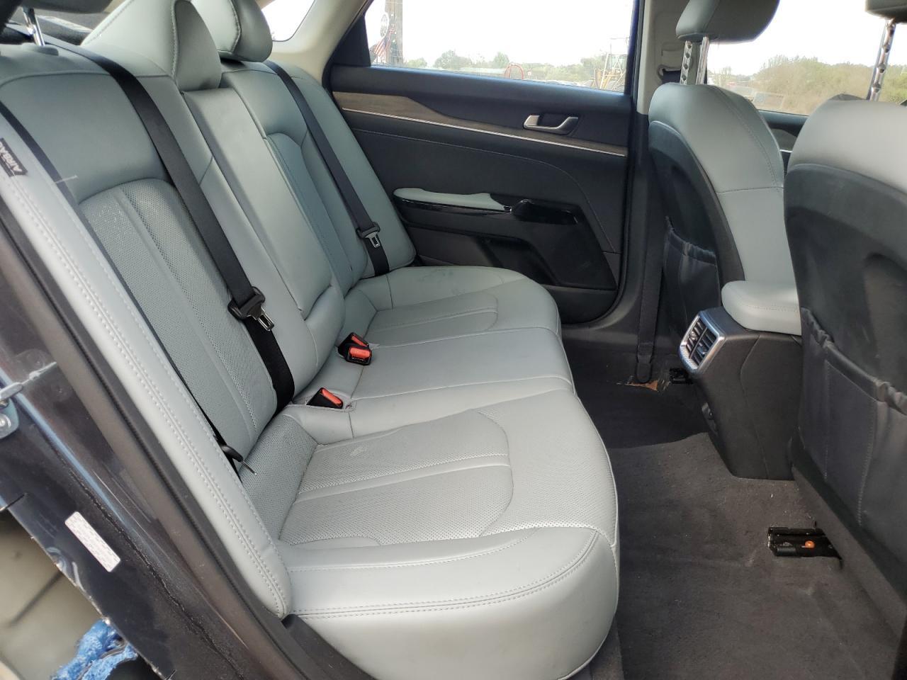 2023 KIA K5
