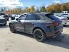 2016 PORSCHE Macan