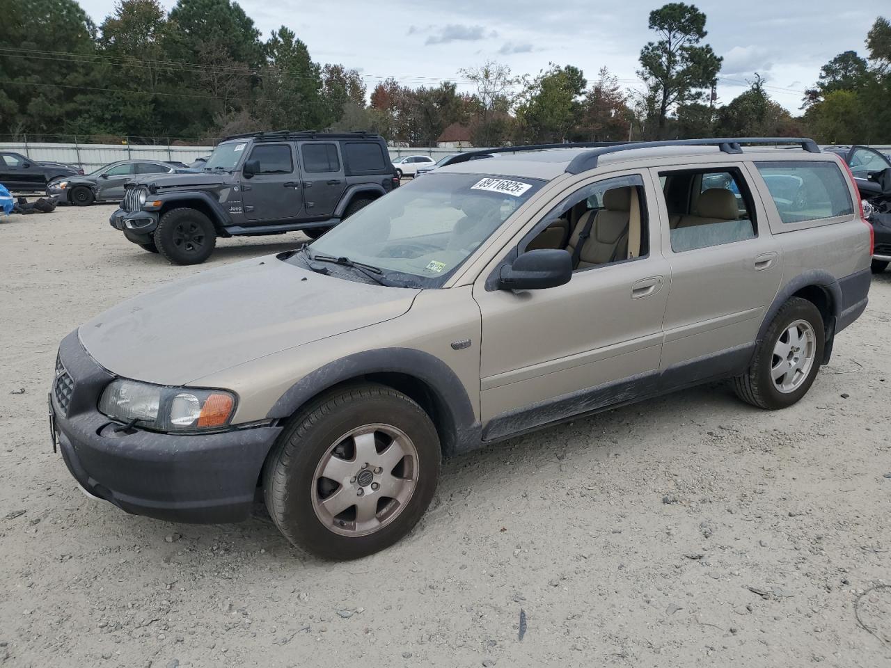 2002 VOLVO V70