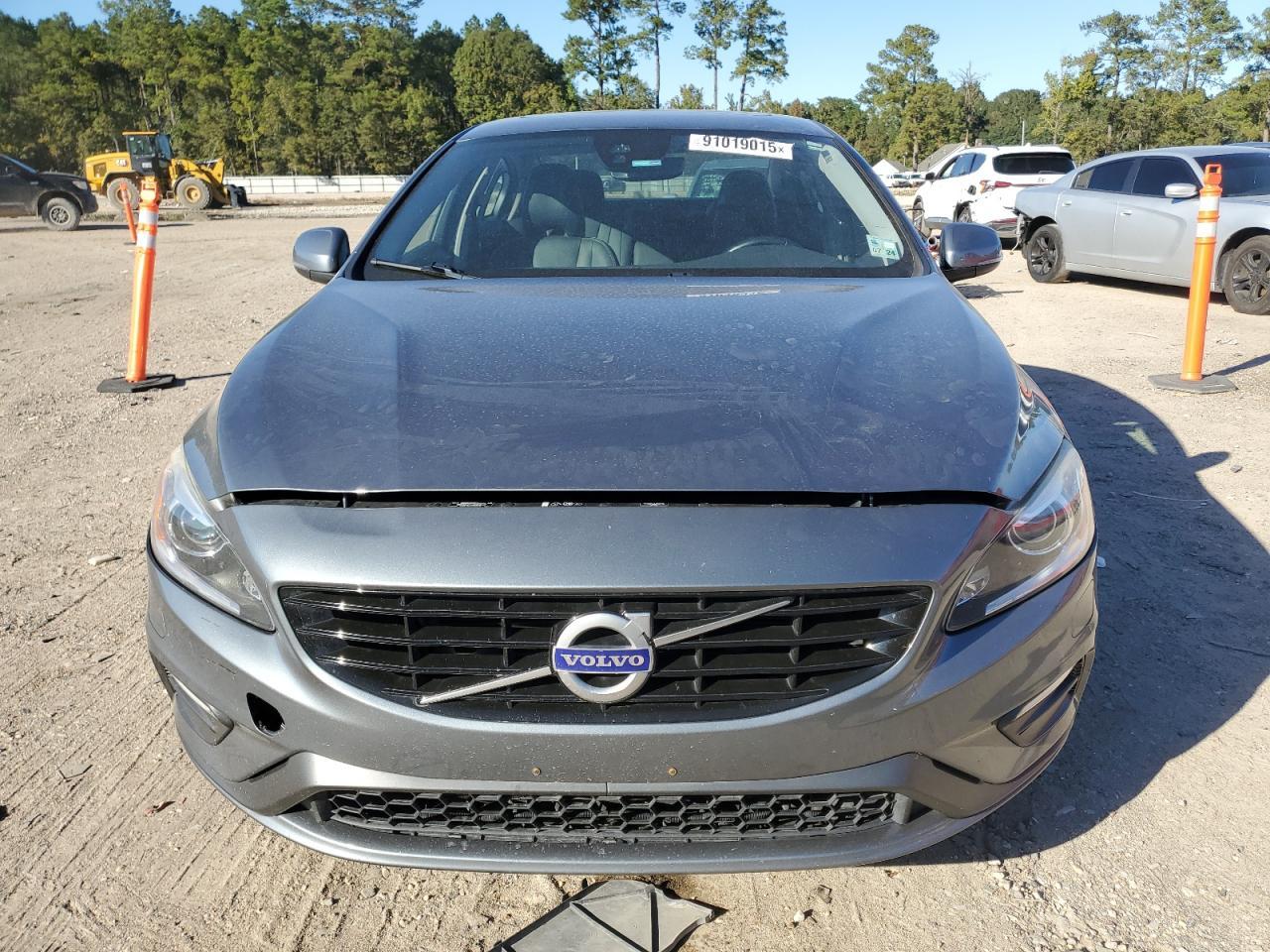 2018 VOLVO S60