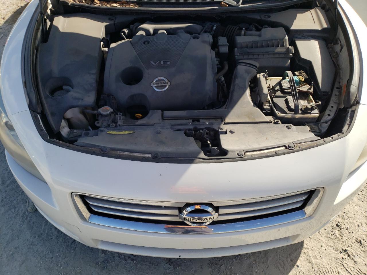 2013 NISSAN Maxima