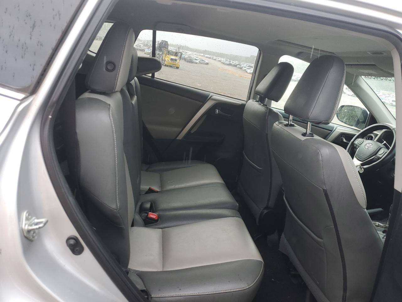 2014 TOYOTA RAV4