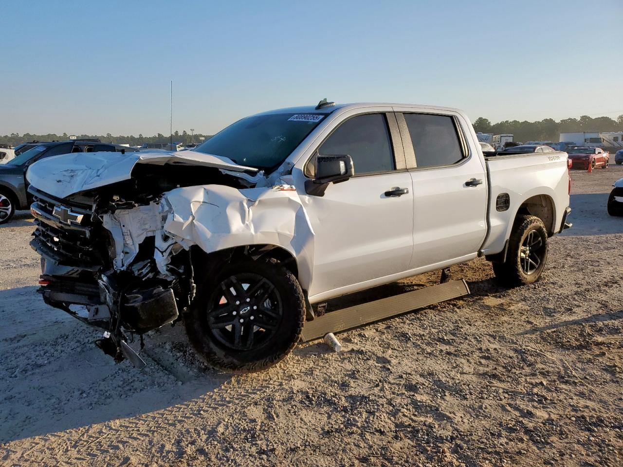 2023 CHEVROLET Silverado