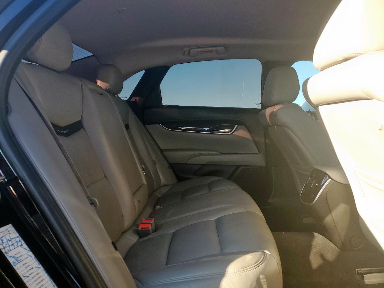 2017 CADILLAC XTS