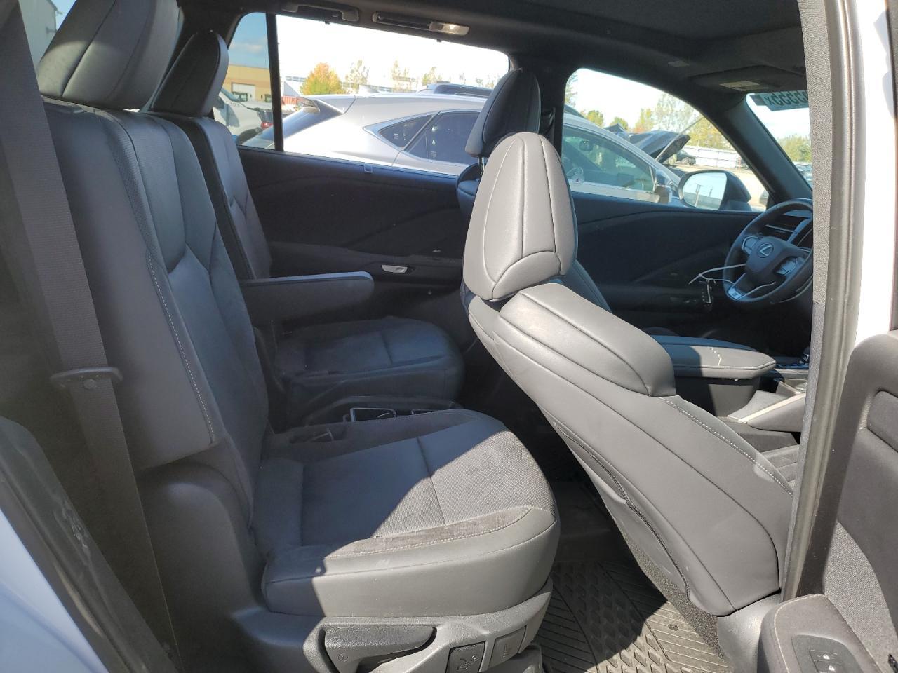 2024 LEXUS TX 500H