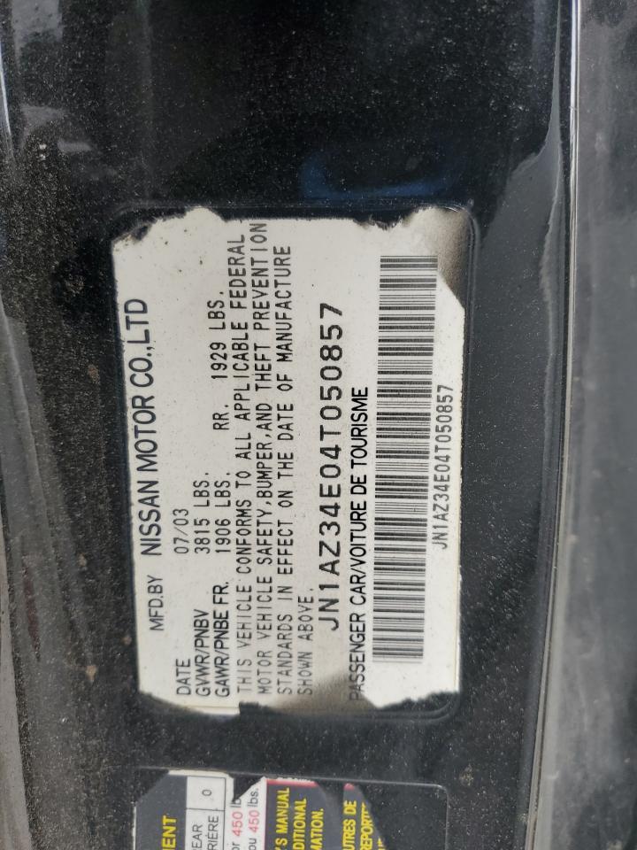 2004 NISSAN Z