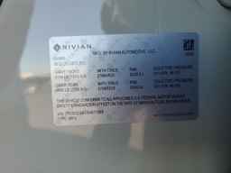 2025 RIVIAN R1s