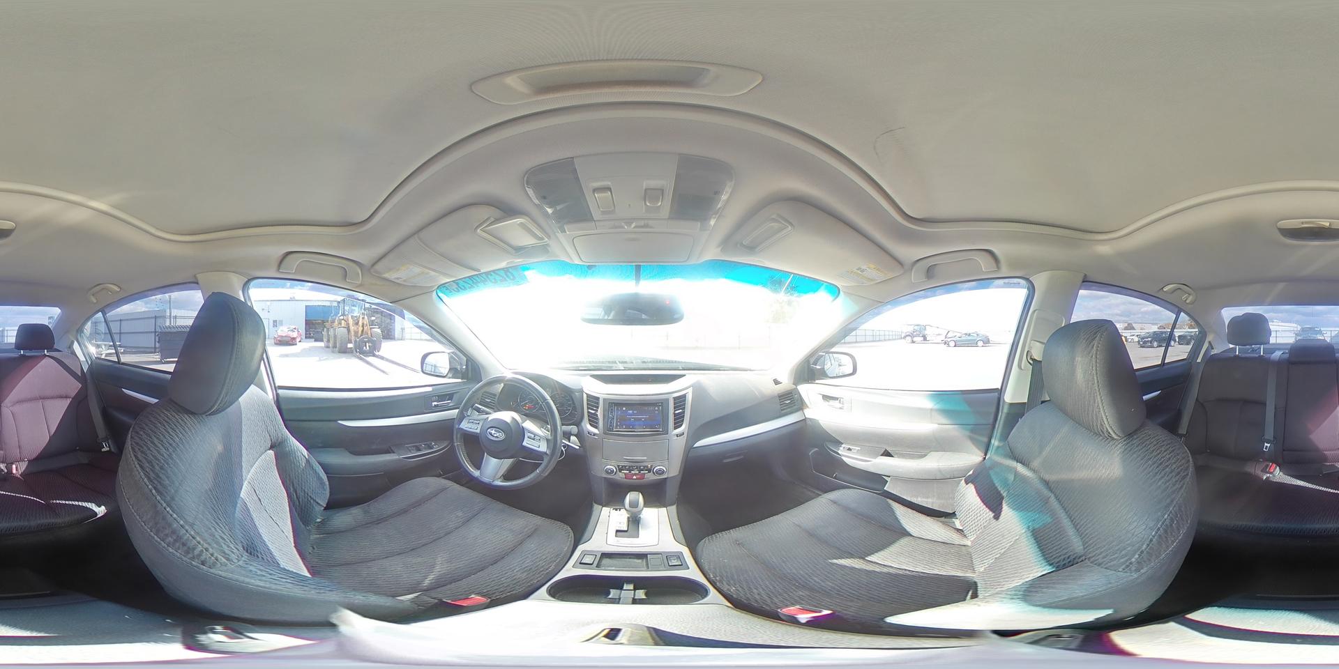 2011 SUBARU Legacy