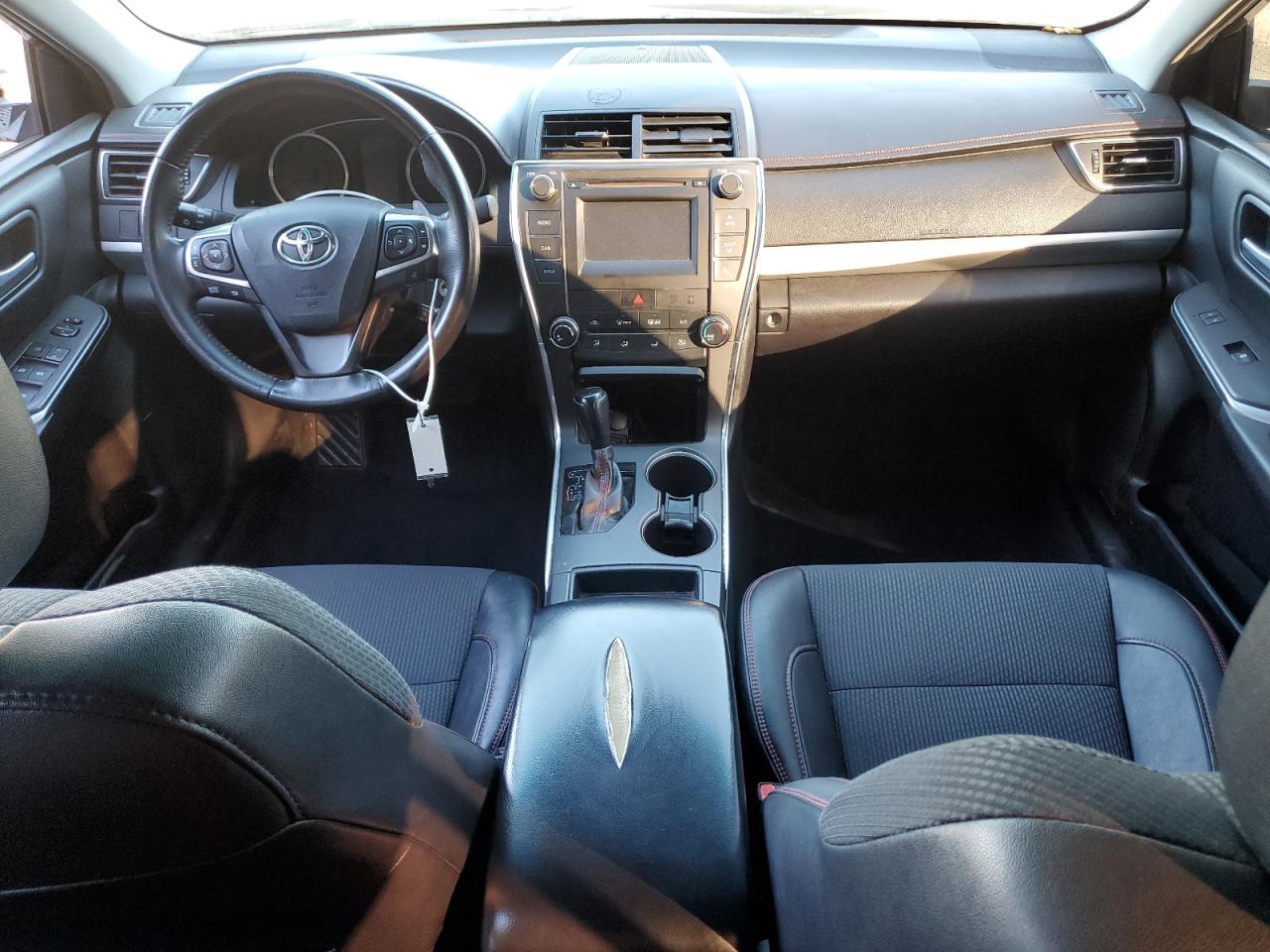 2017 TOYOTA CAMRY