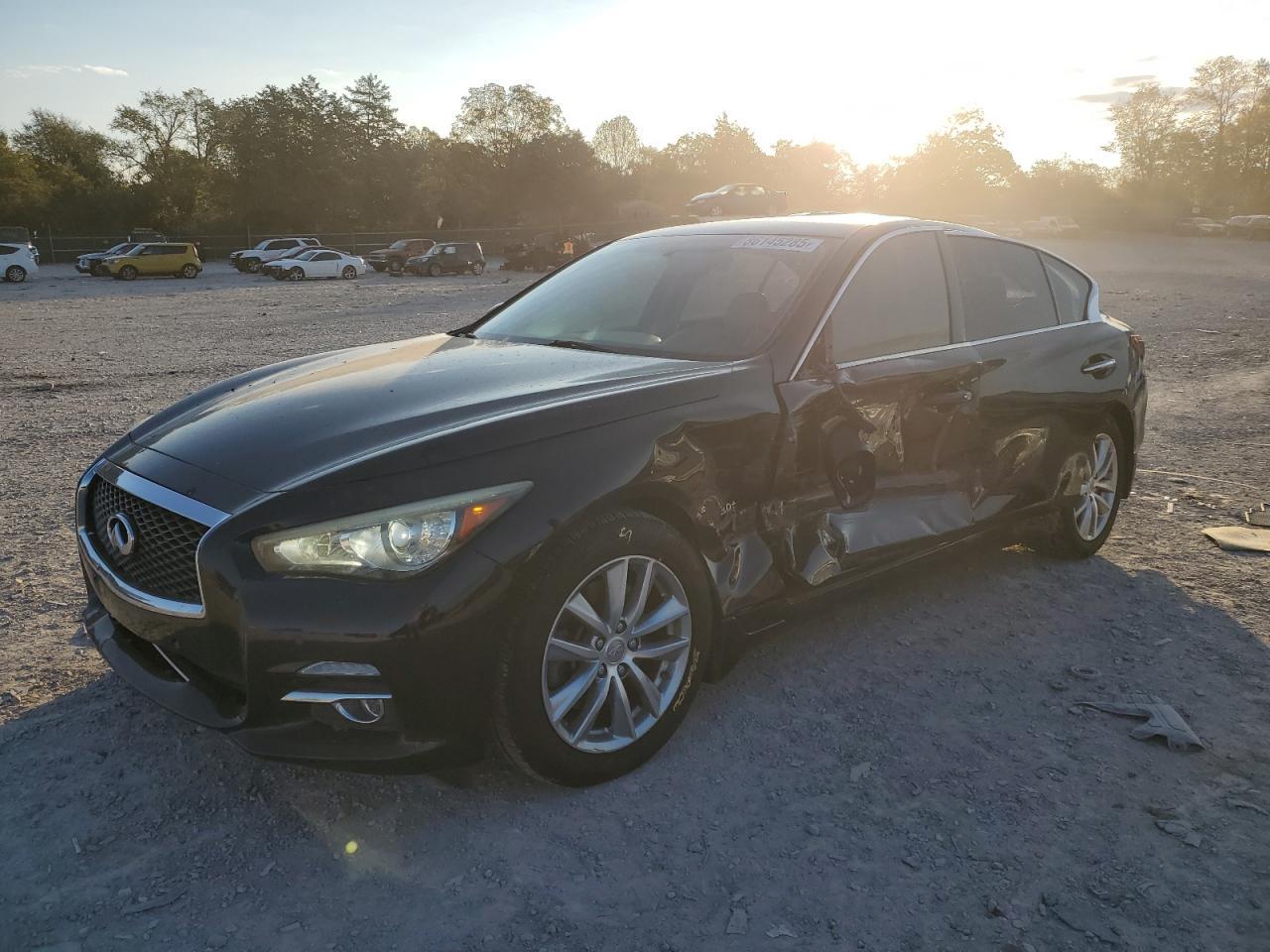 2017 INFINITI Q50