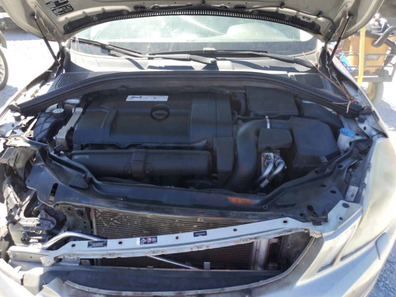 2013 VOLVO XC60