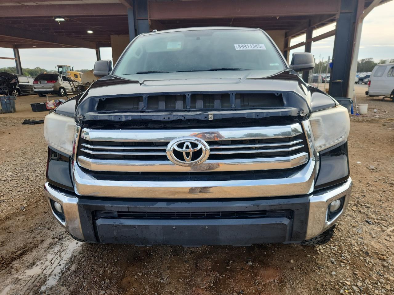 2017 TOYOTA TUNDRA
