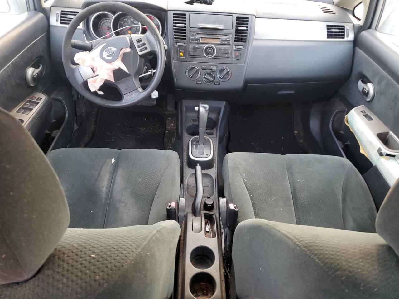2010 NISSAN VERSA
