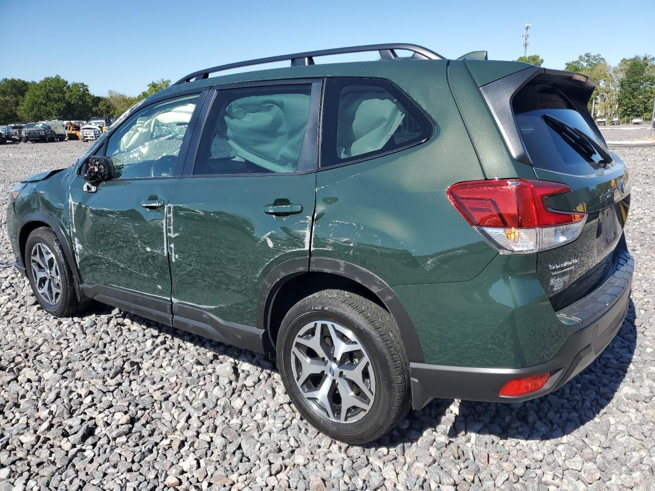2023 SUBARU FORESTER