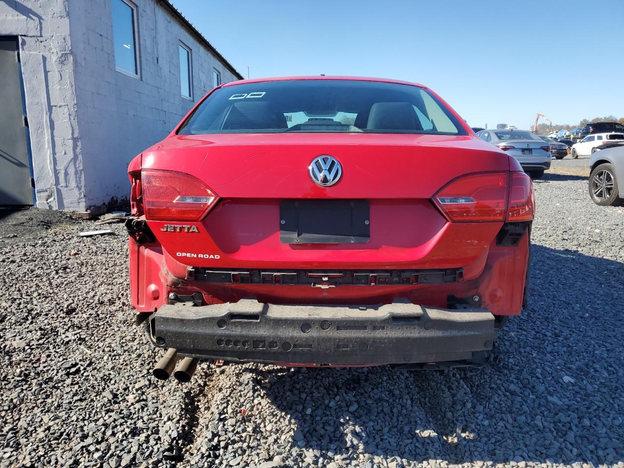 2013 VOLKSWAGEN JETTA