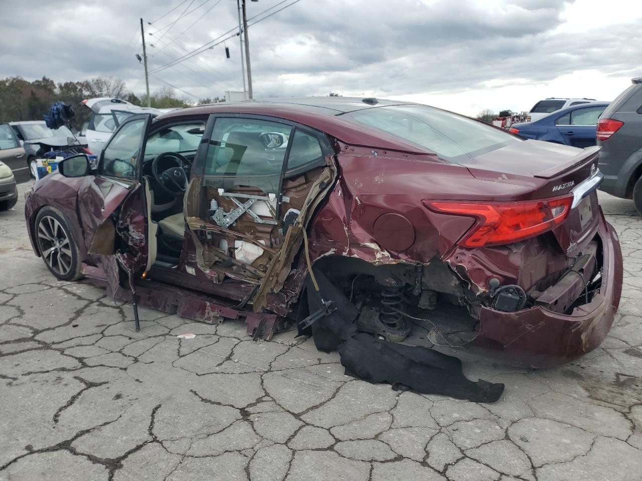 2016 NISSAN Maxima