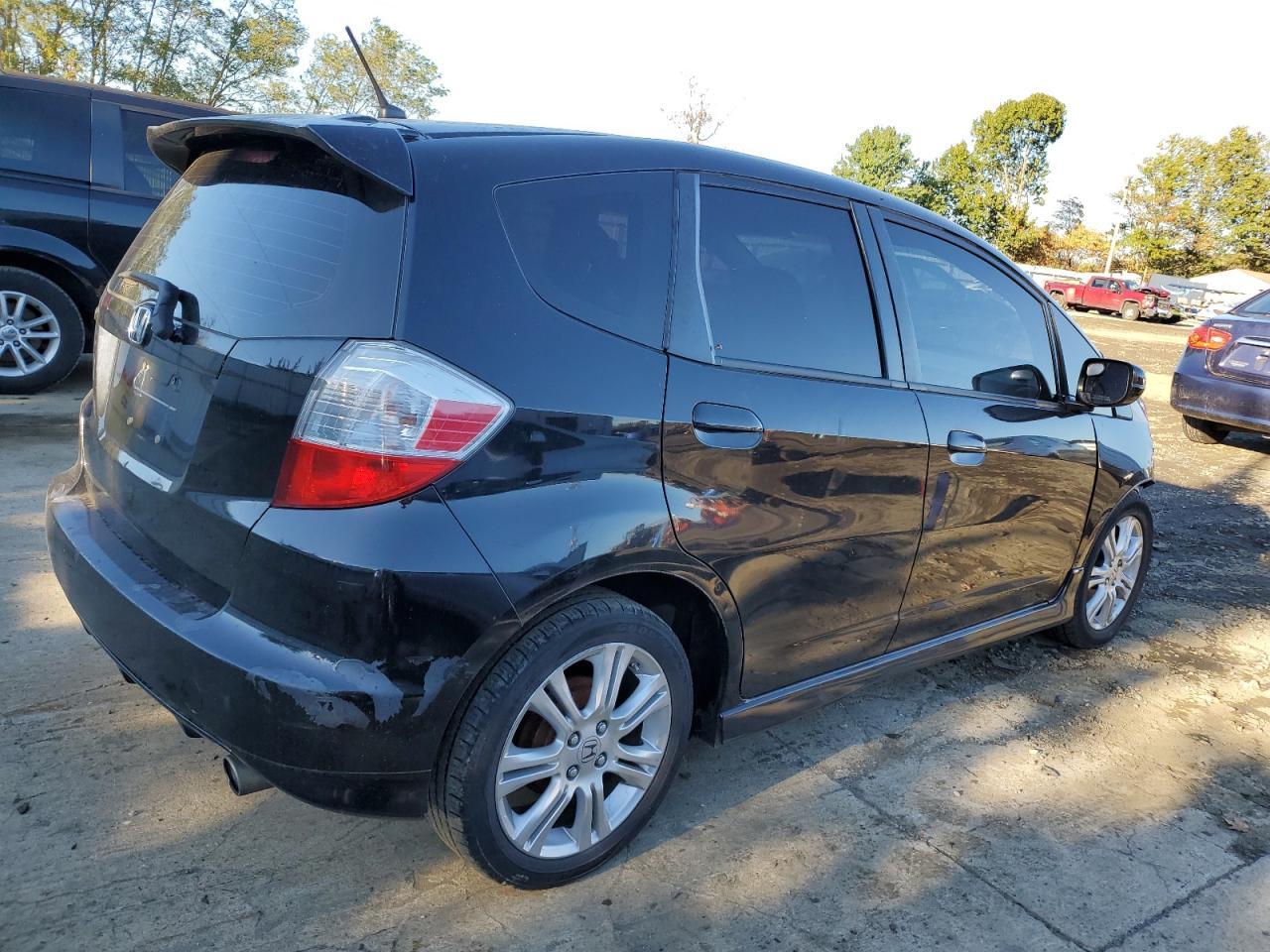2010 HONDA FIT