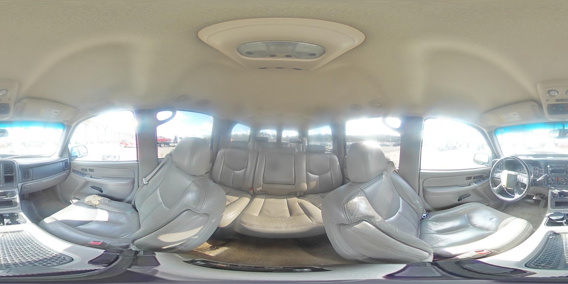 2004 CHEVROLET Suburban