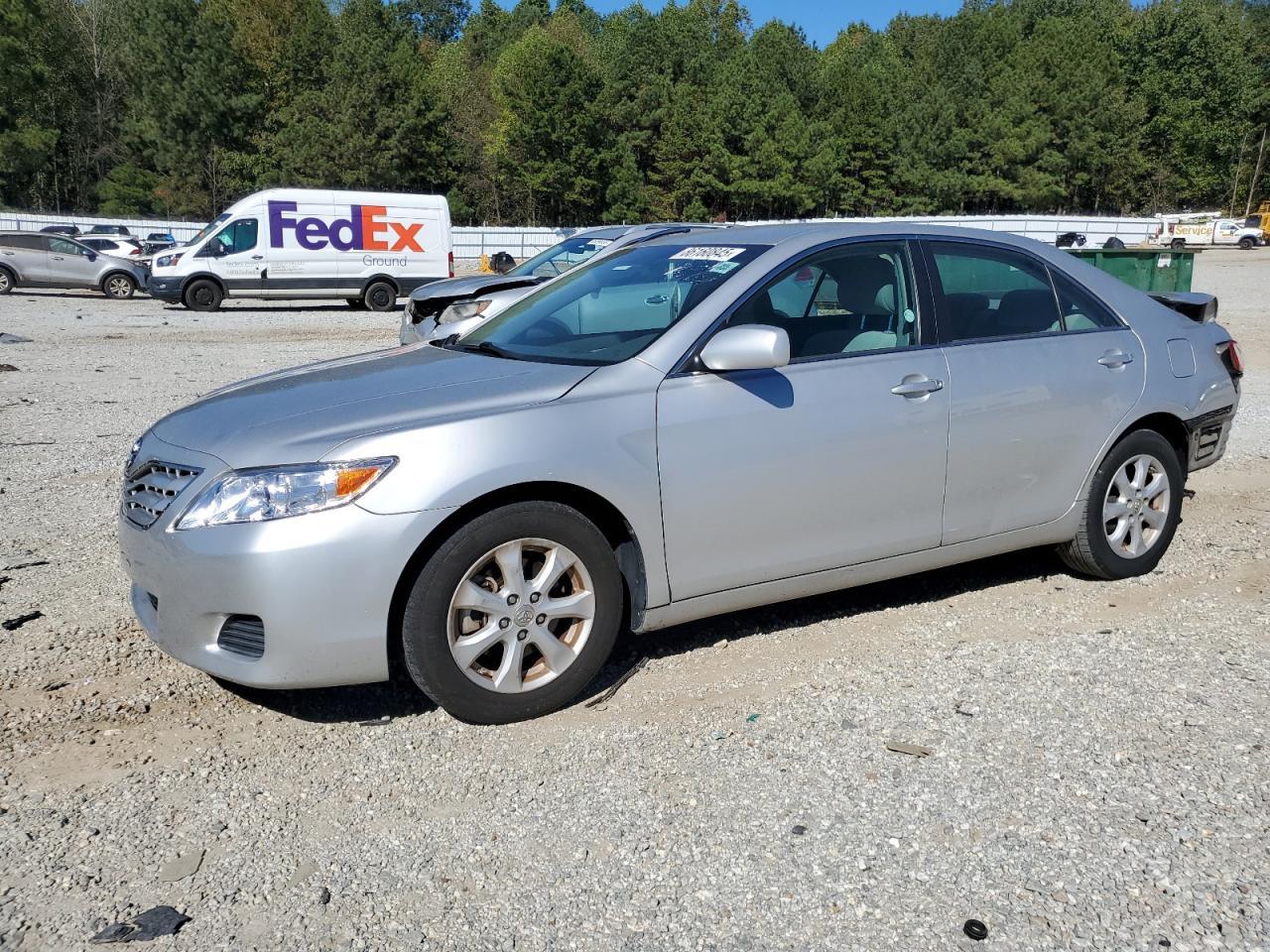2011 TOYOTA CAMRY