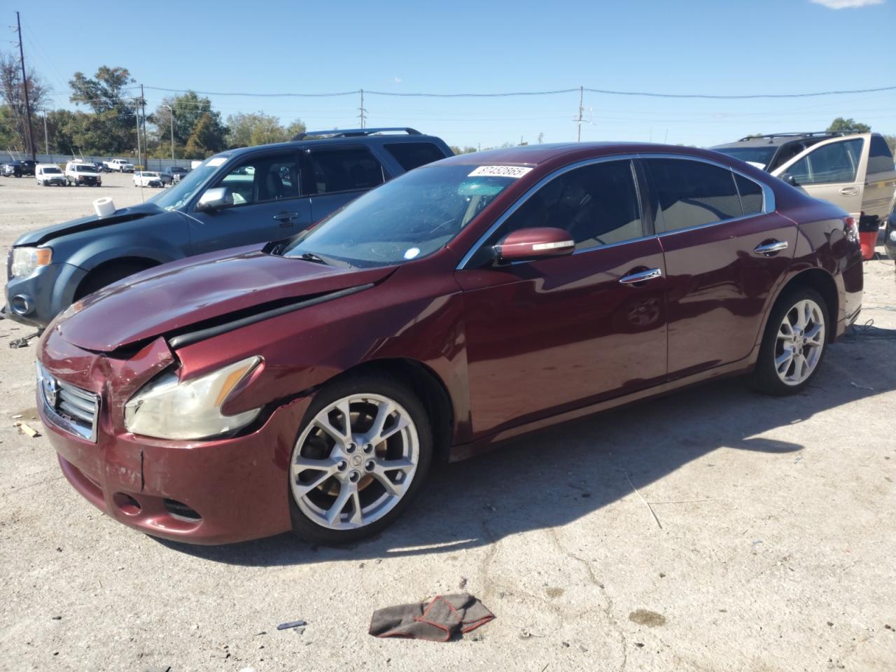 2012 NISSAN Maxima