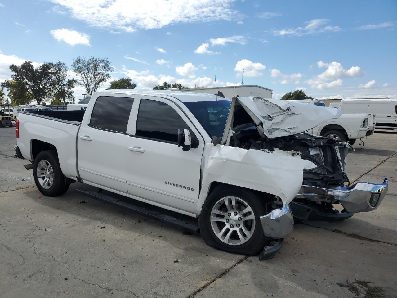 2017 CHEVROLET Silverado