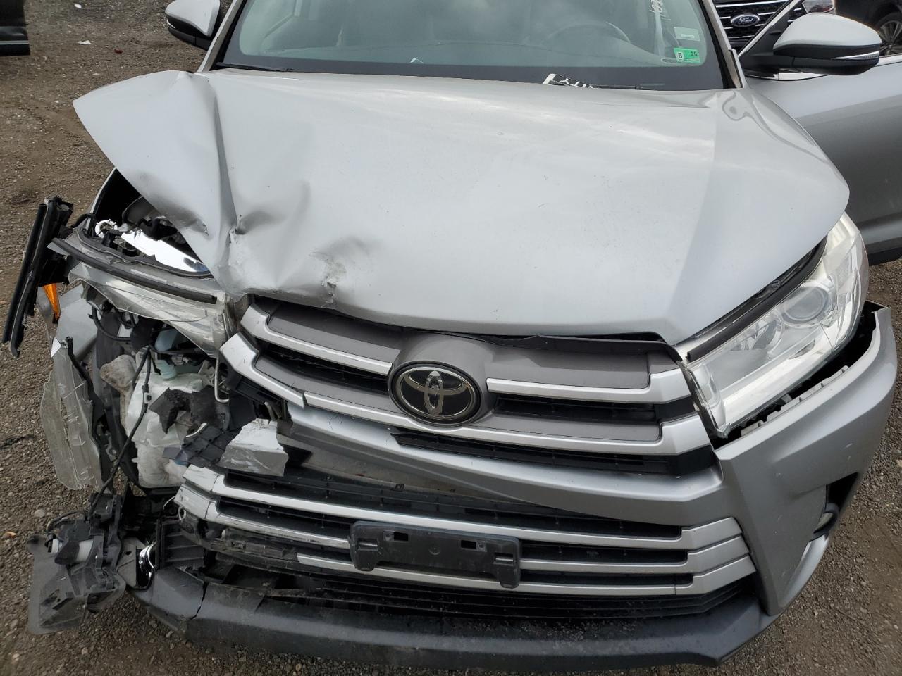 2019 TOYOTA HIGHLANDER