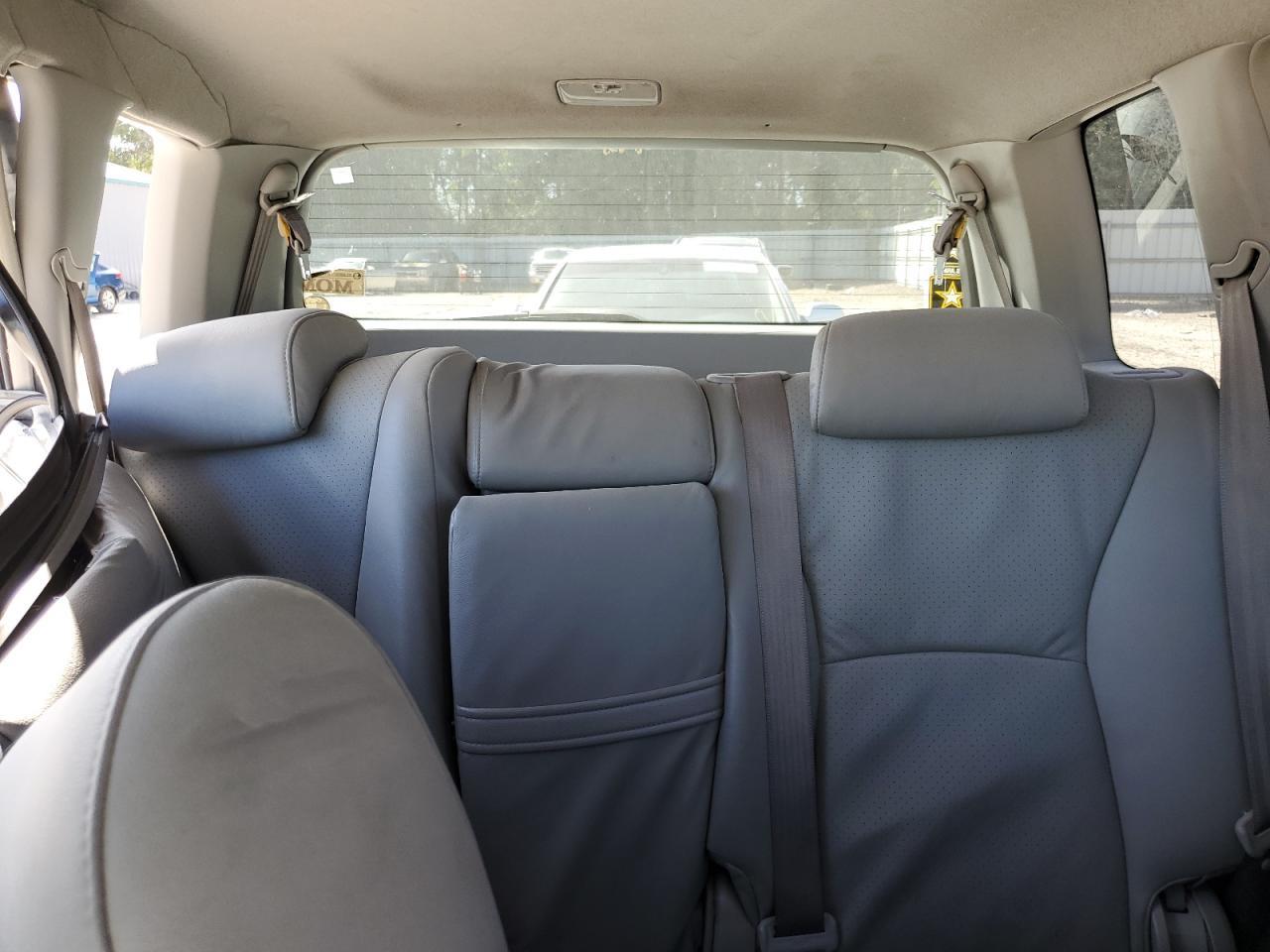 2005 TOYOTA HIGHLANDER