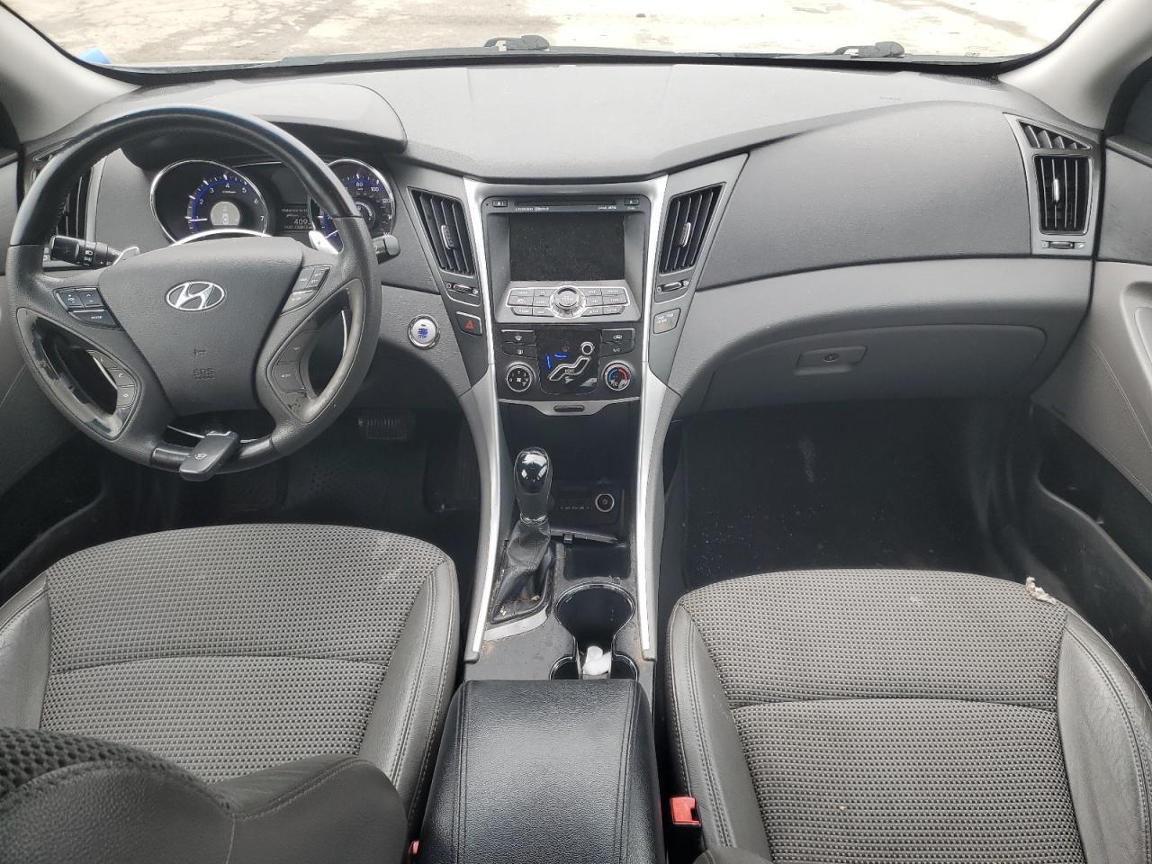 2011 HYUNDAI SONATA