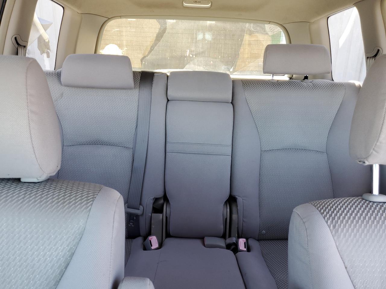 2005 TOYOTA HIGHLANDER